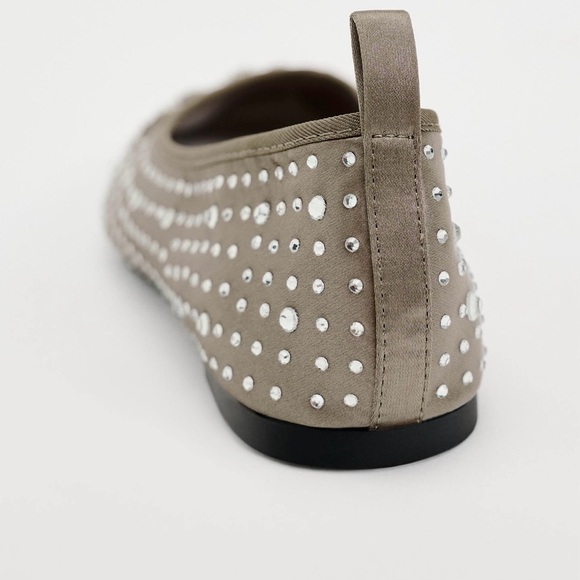 Rhinestone ballet flats in taupe gray. Zara, NWT, size 38 (US 7.5) - Picture 9 of 10